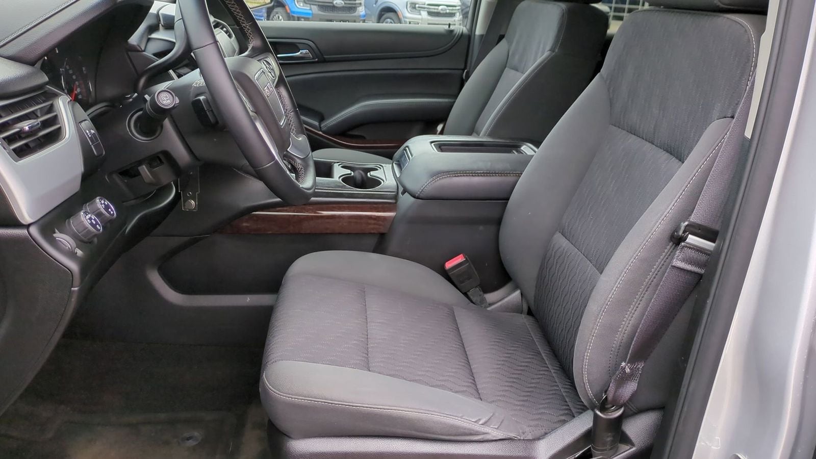 Thumbnail: 2015 GMC Yukon - 18
