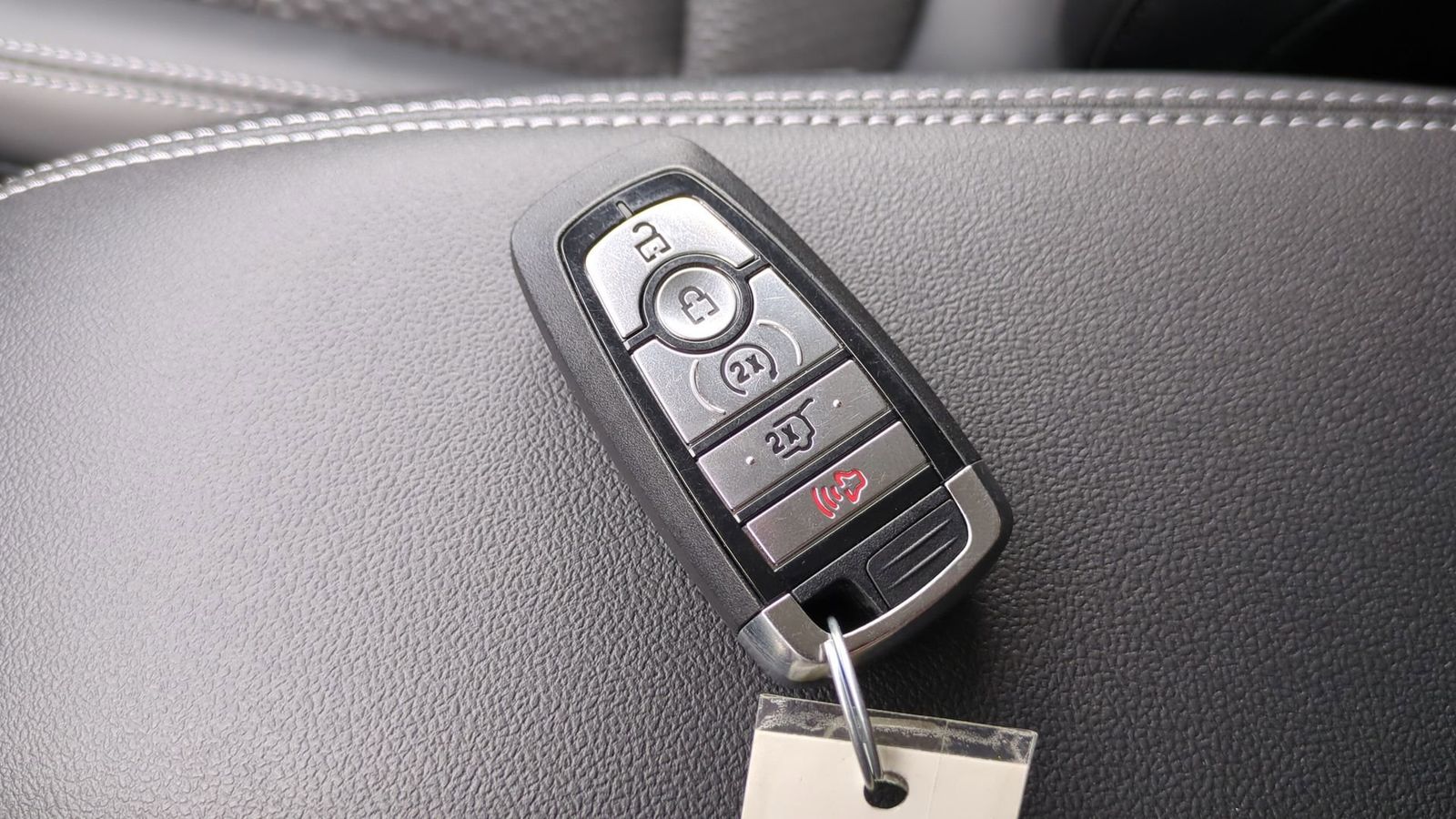 Thumbnail: 2025 Ford Escape - 32