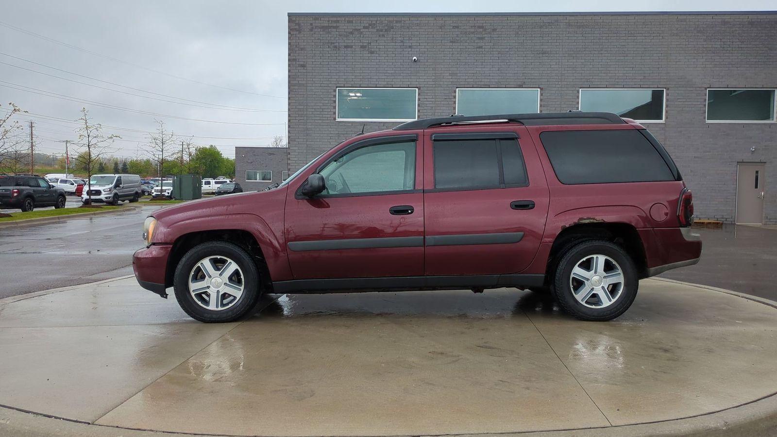 Thumbnail: 2005 Chevrolet TrailBlazer - 2