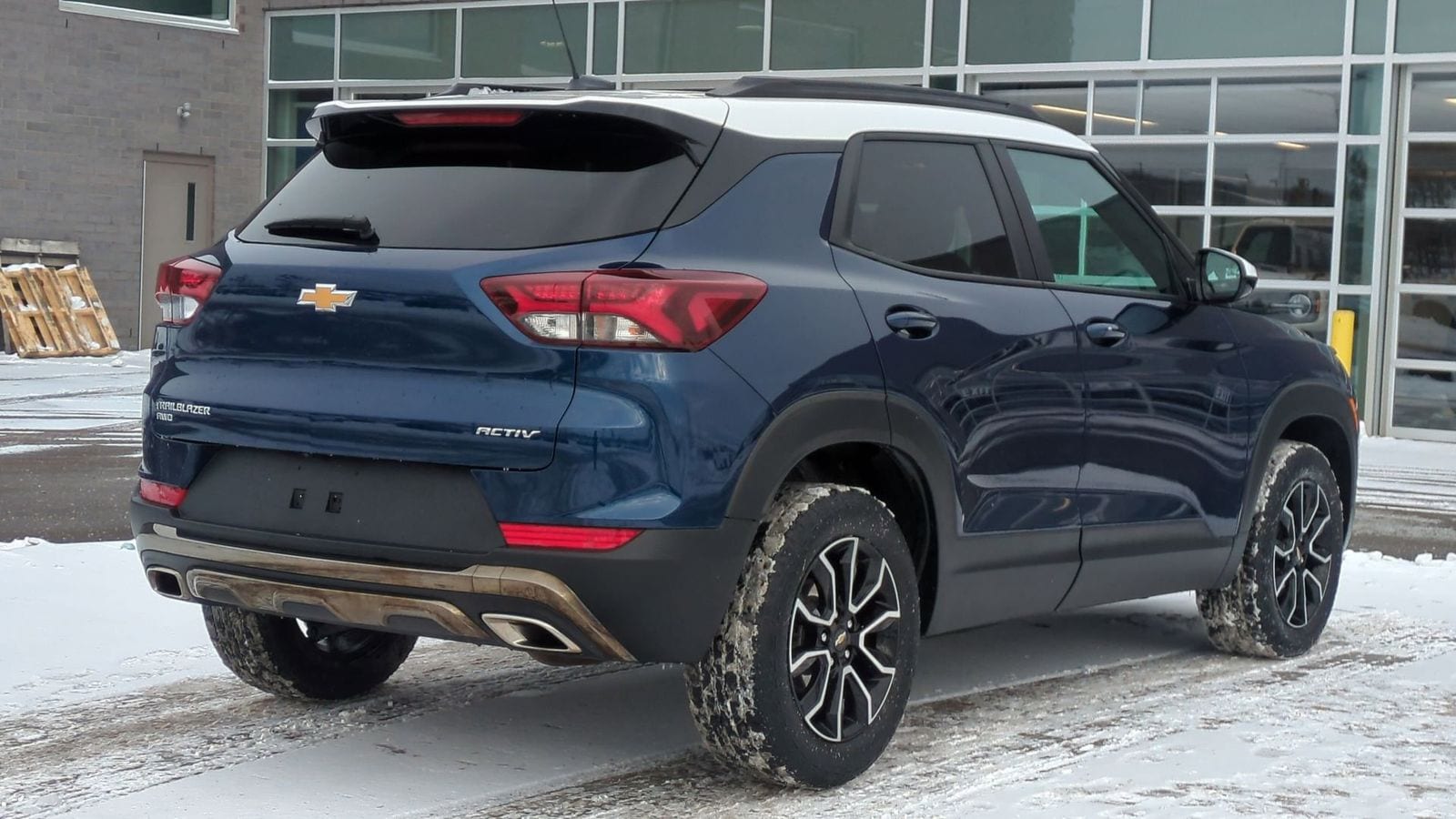 Thumbnail: 2023 Chevrolet TrailBlazer - 7