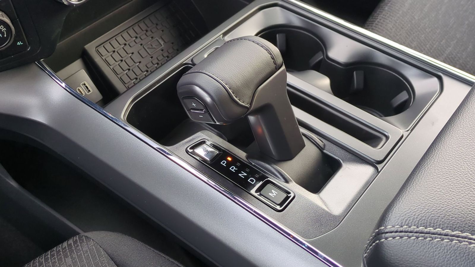 Thumbnail: 2025 Ford F-150 - 32