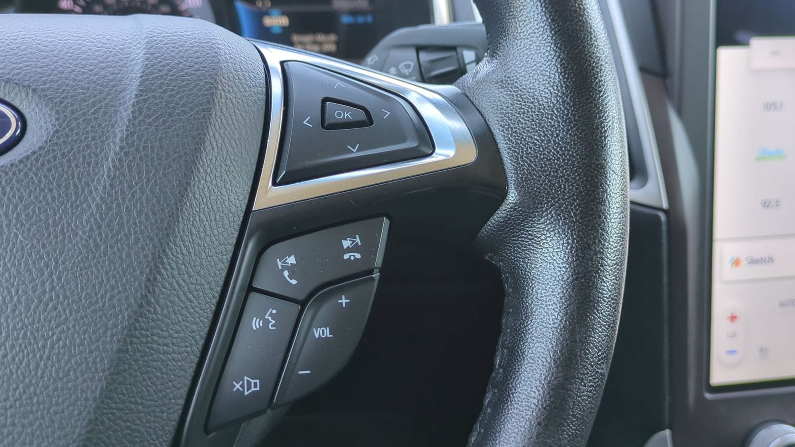 Thumbnail: 2021 Ford Edge - 27