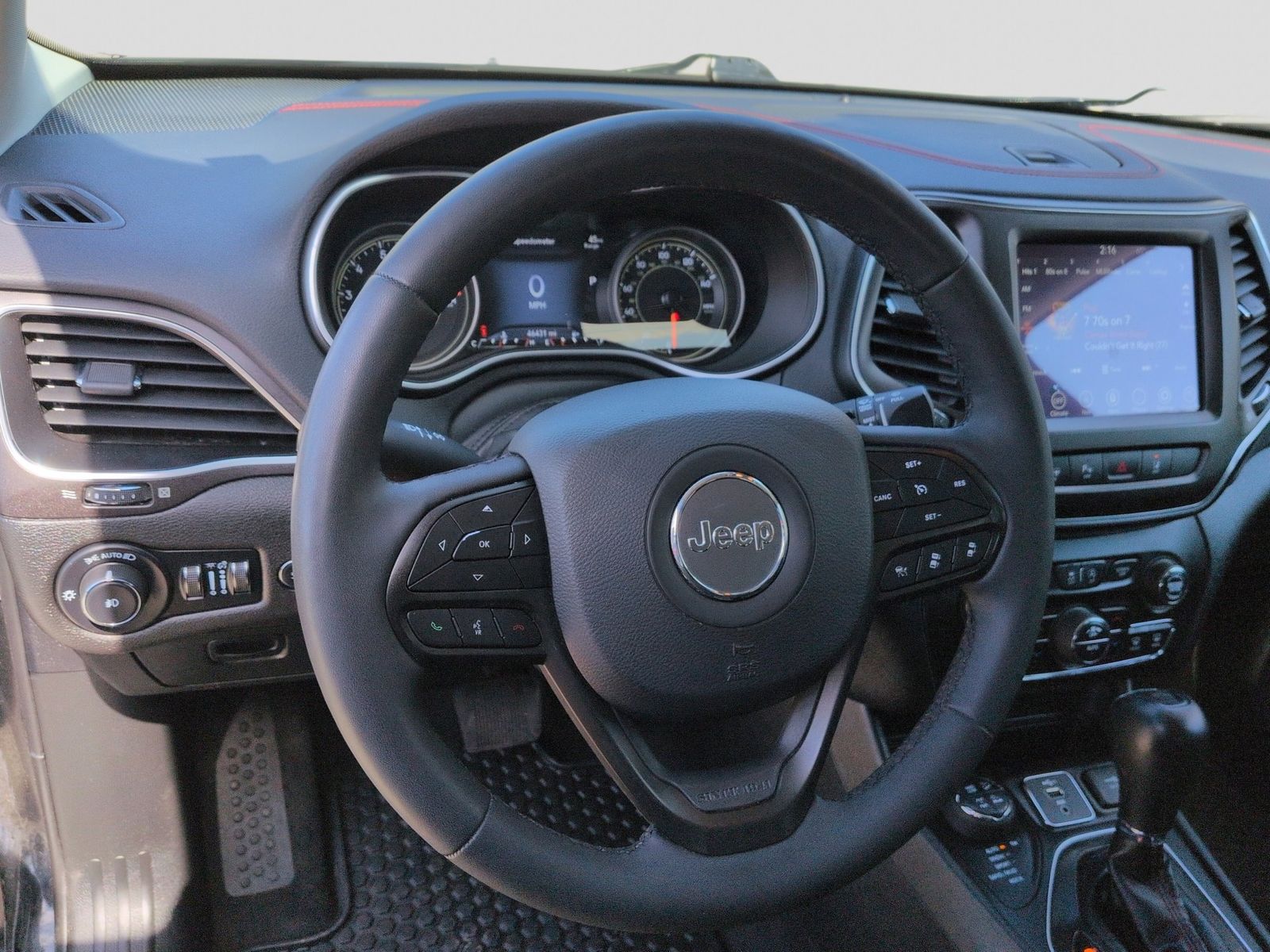 Thumbnail: 2021 Jeep Cherokee - 30