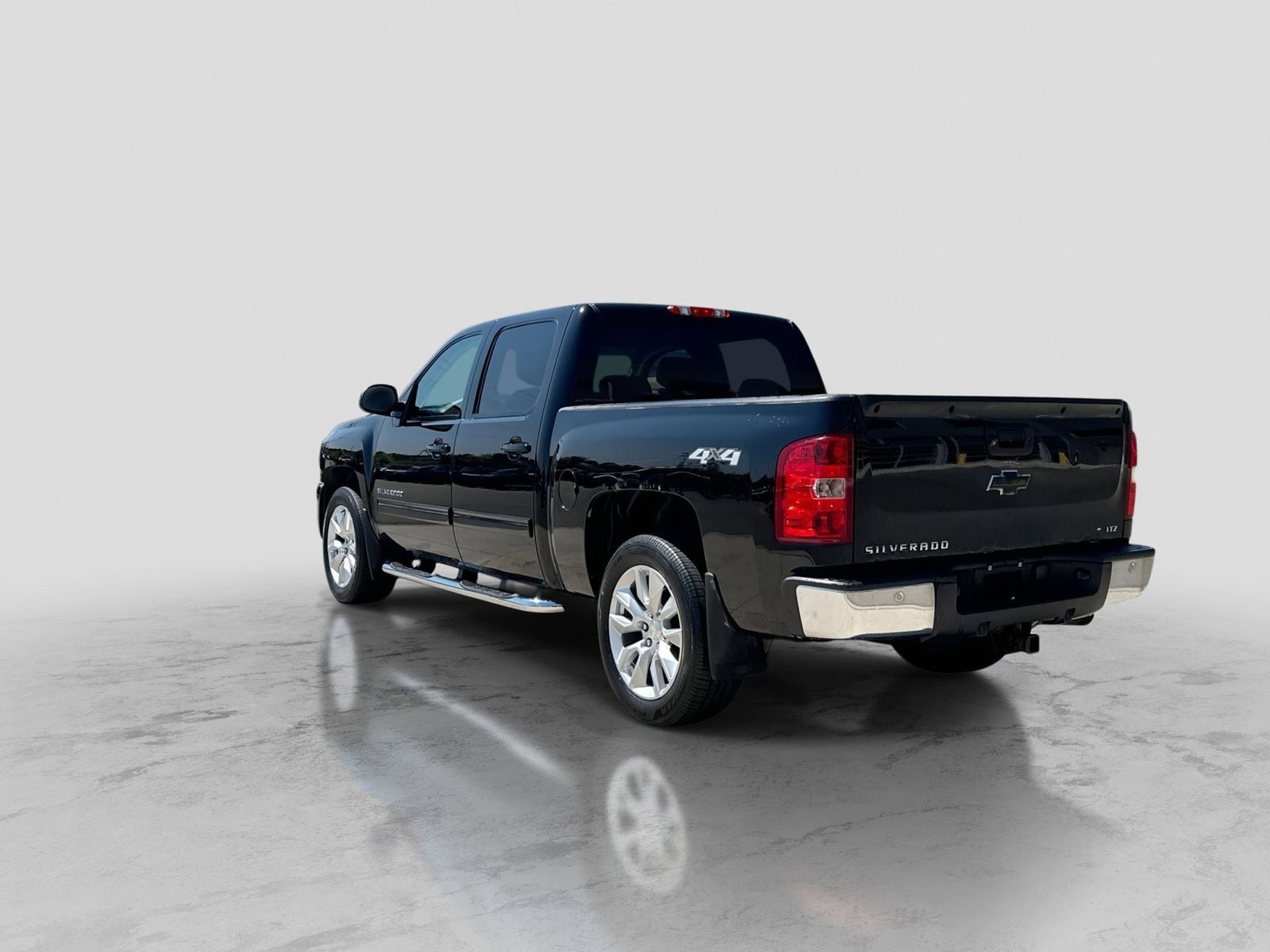 Thumbnail: 2013 Chevrolet Silverado 1500 - 4