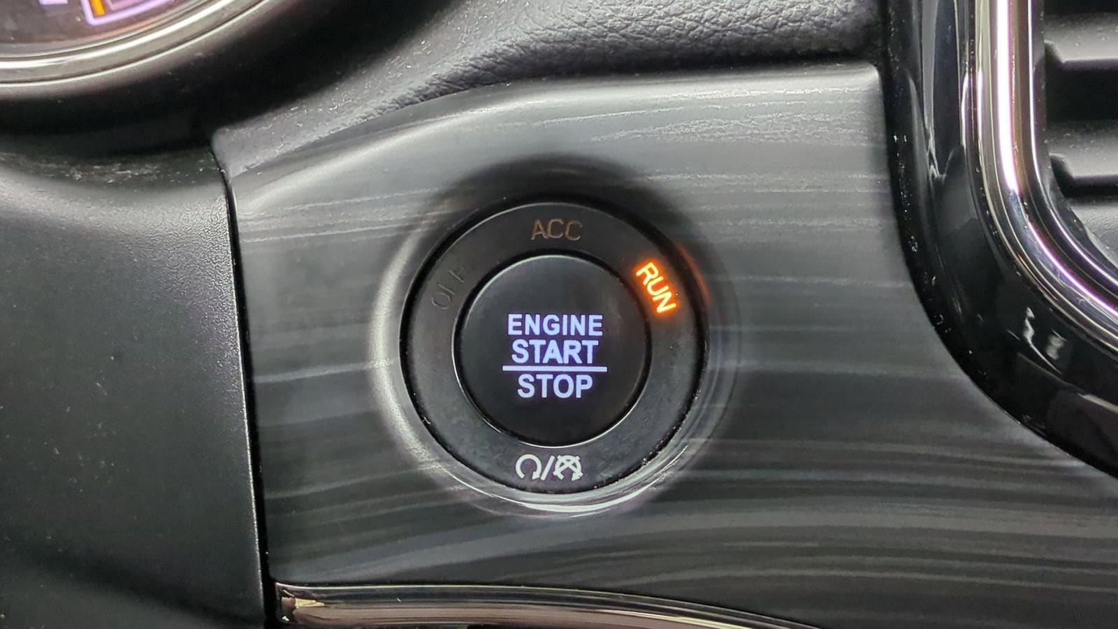 Thumbnail: 2020 Jeep Grand Cherokee - 30