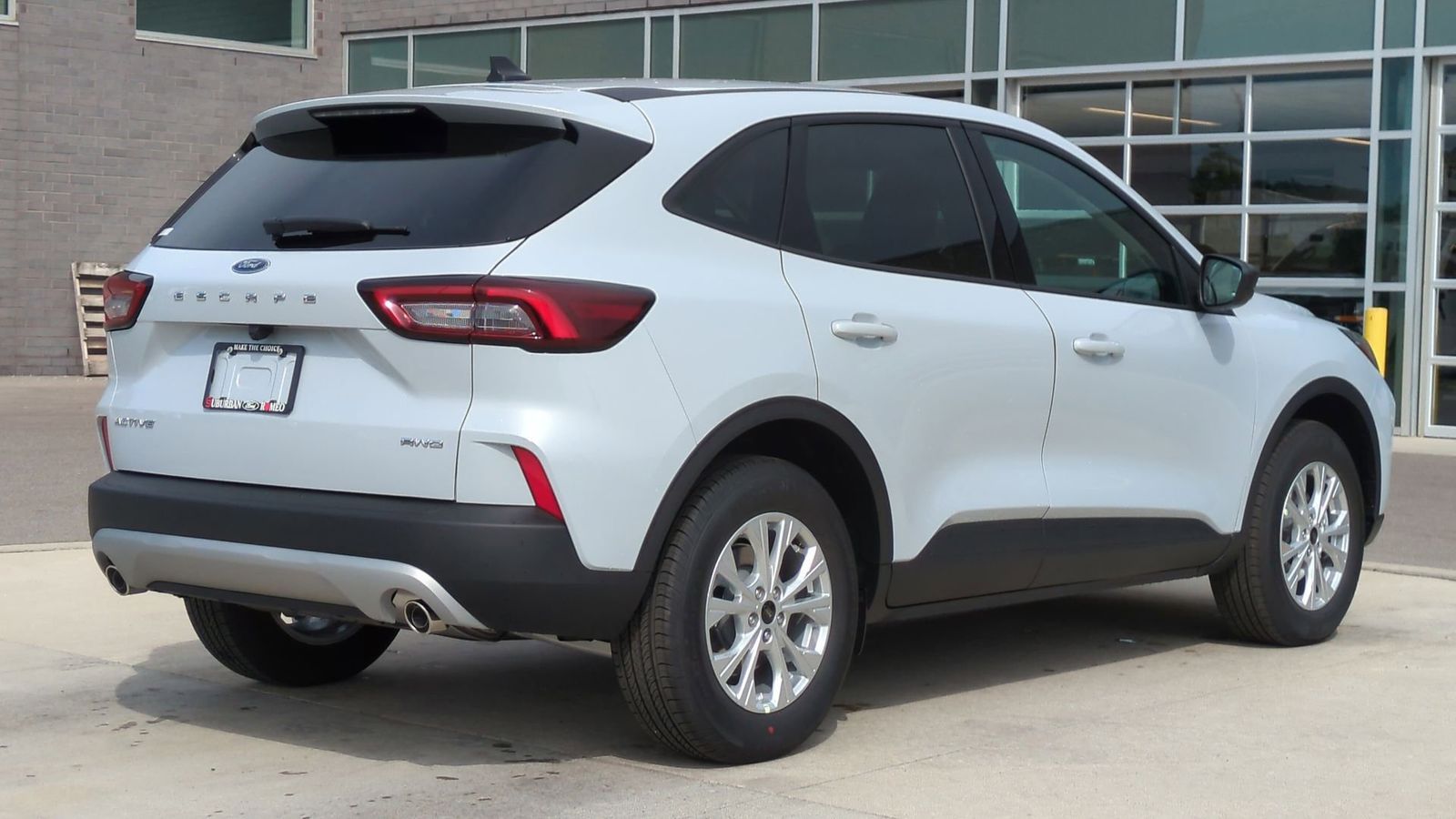 Thumbnail: 2025 Ford Escape - 6