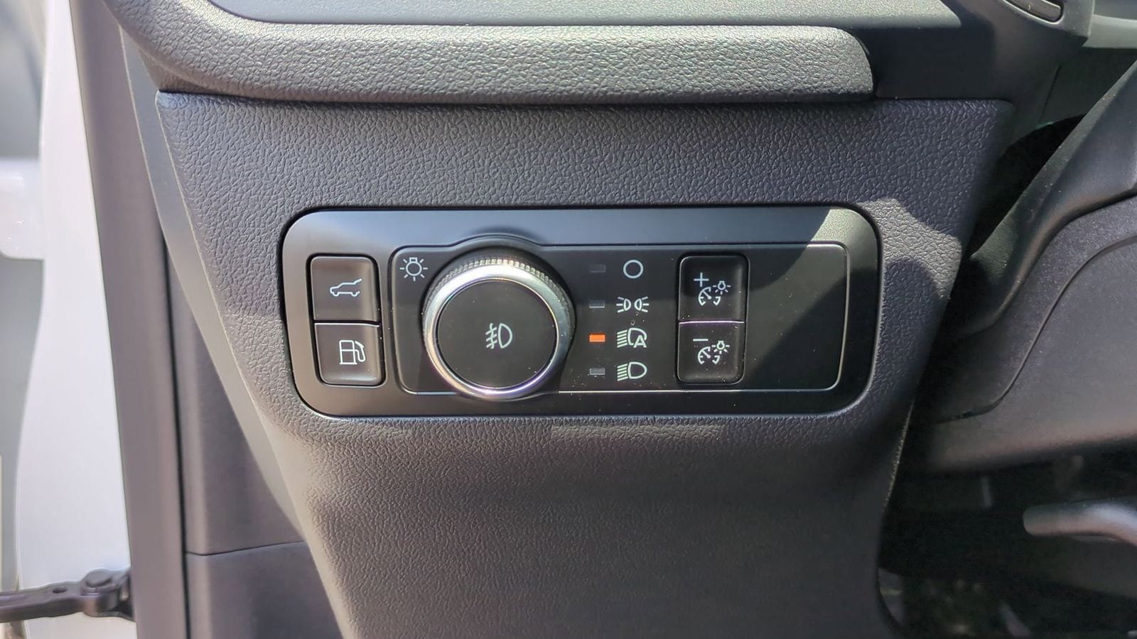 Thumbnail: 2025 Ford Escape - 15