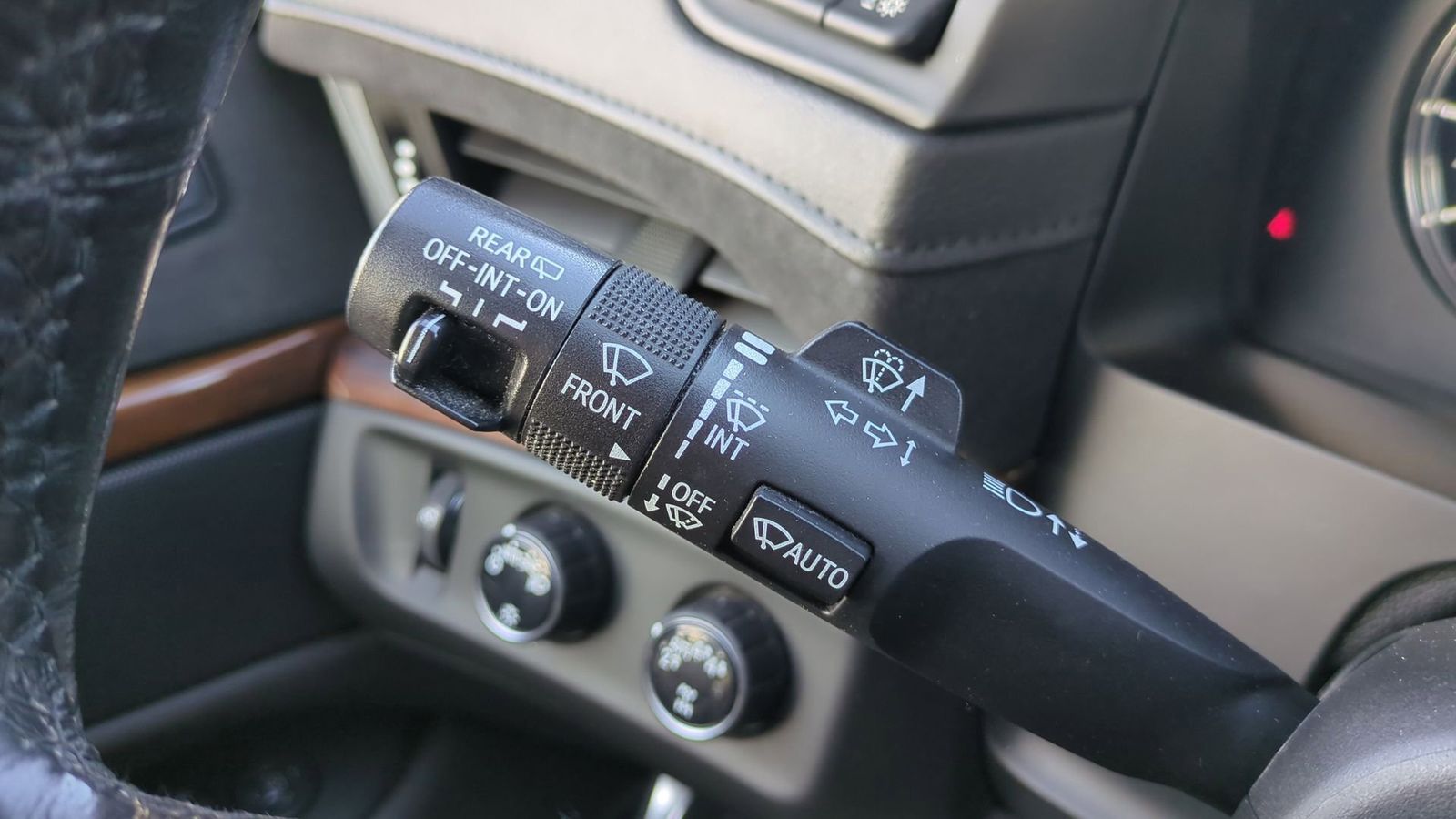 Thumbnail: 2020 Cadillac Escalade - 27