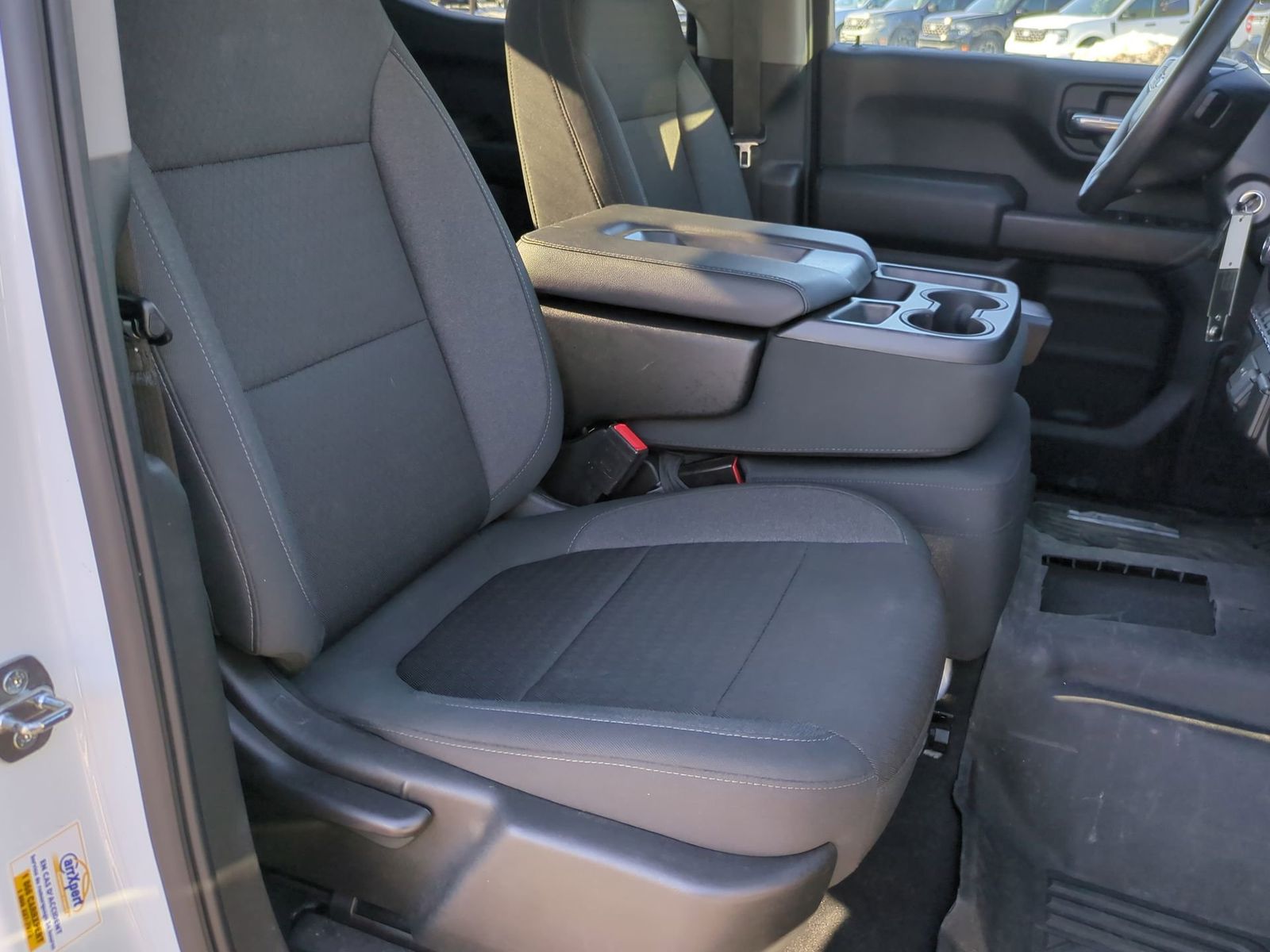 Thumbnail: 2022 Chevrolet Silverado 1500 - 25