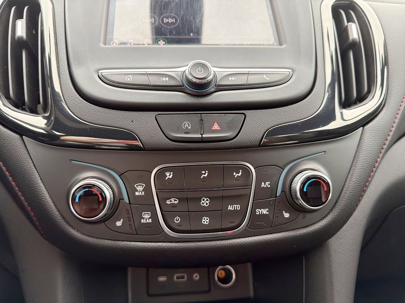 Thumbnail: 2023 Chevrolet Equinox - 30