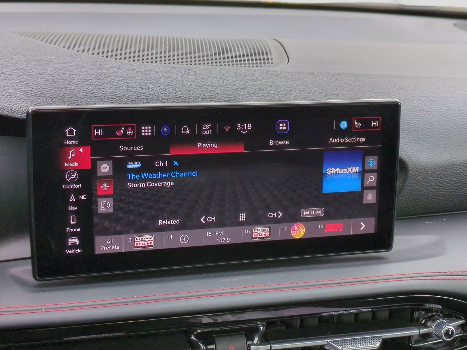 Thumbnail: 2024 Dodge Hornet - 33