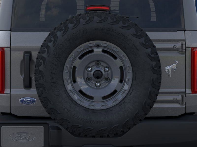 Thumbnail: 2025 Ford Bronco - 25
