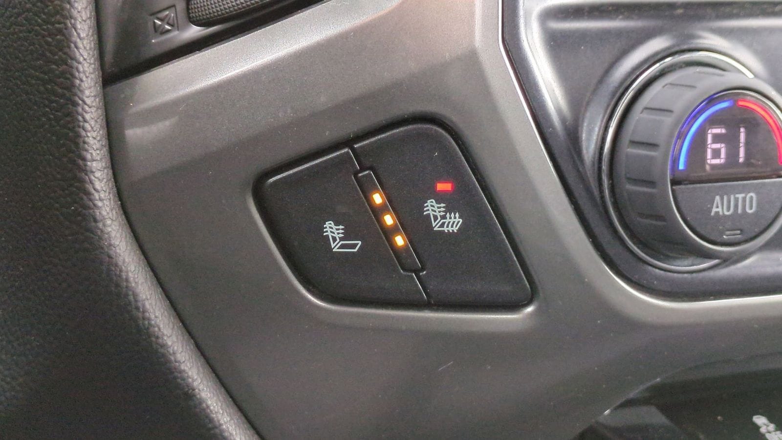 Thumbnail: 2019 Chevrolet Silverado 1500 - 35