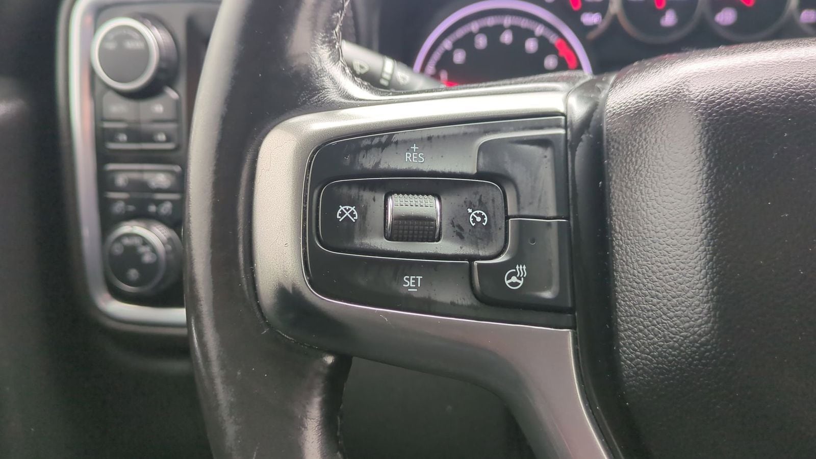 Thumbnail: 2021 Chevrolet Silverado 1500 - 27