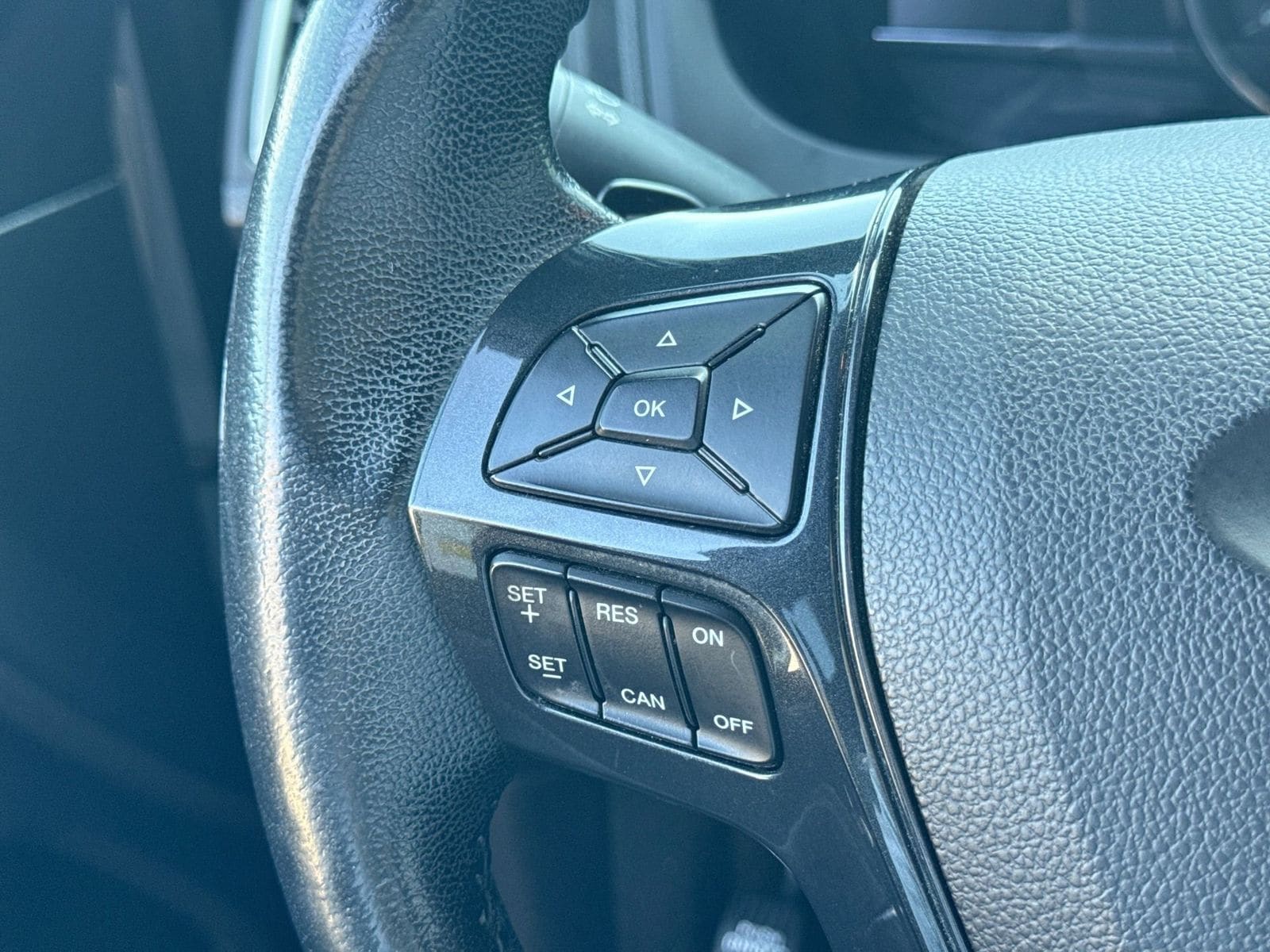 Thumbnail: 2017 Ford Explorer - 28