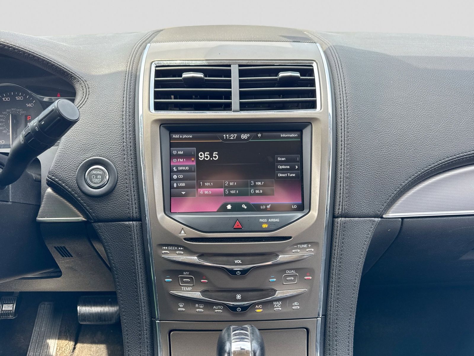 Thumbnail: 2013 Lincoln MKX - 27