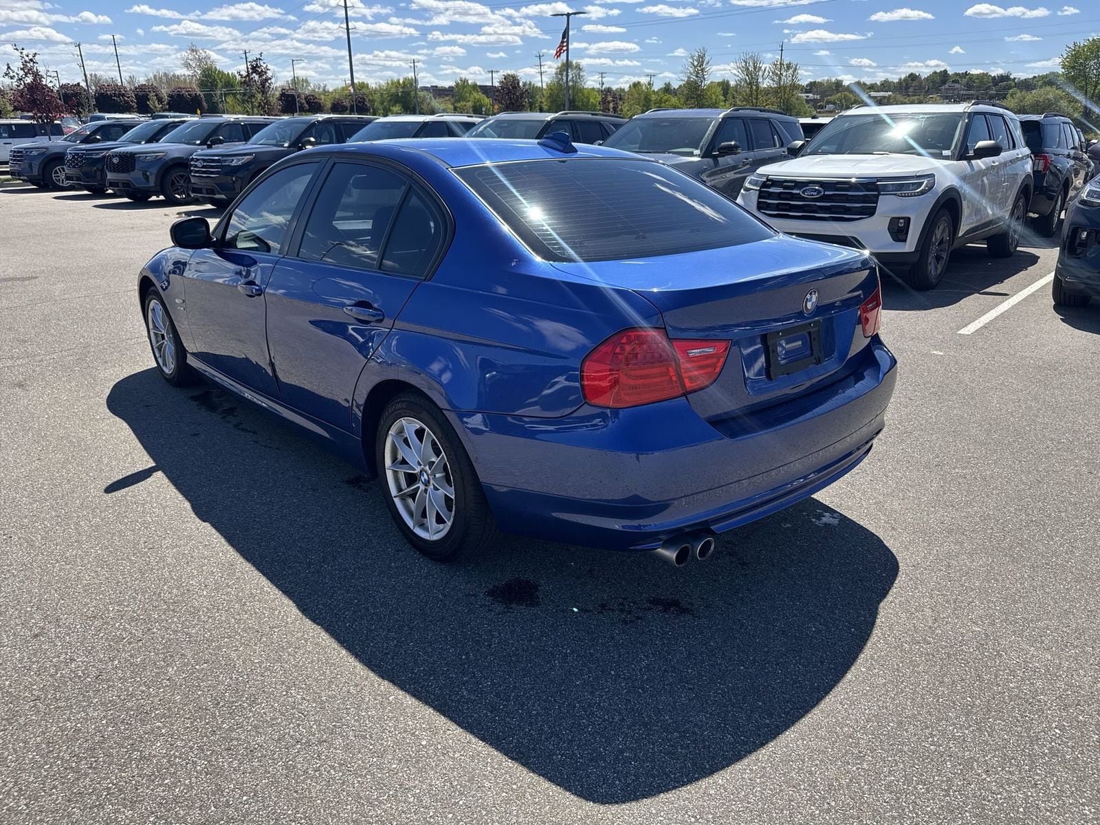 Thumbnail: 2010 BMW 3 Series - 4