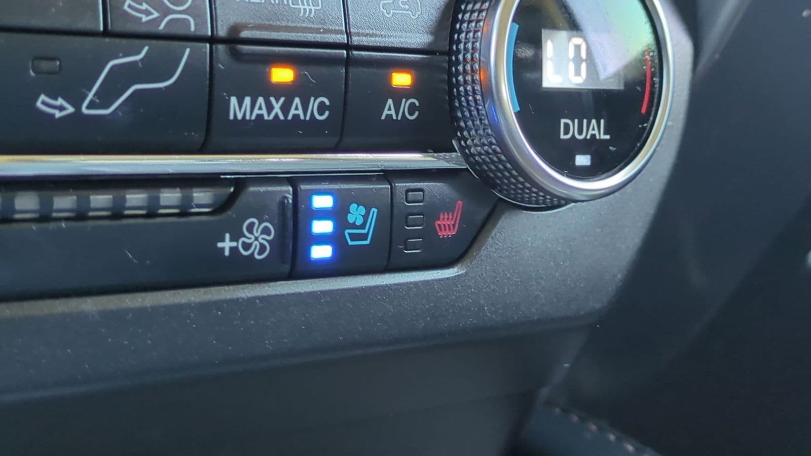 Thumbnail: 2020 Ford Expedition - 35