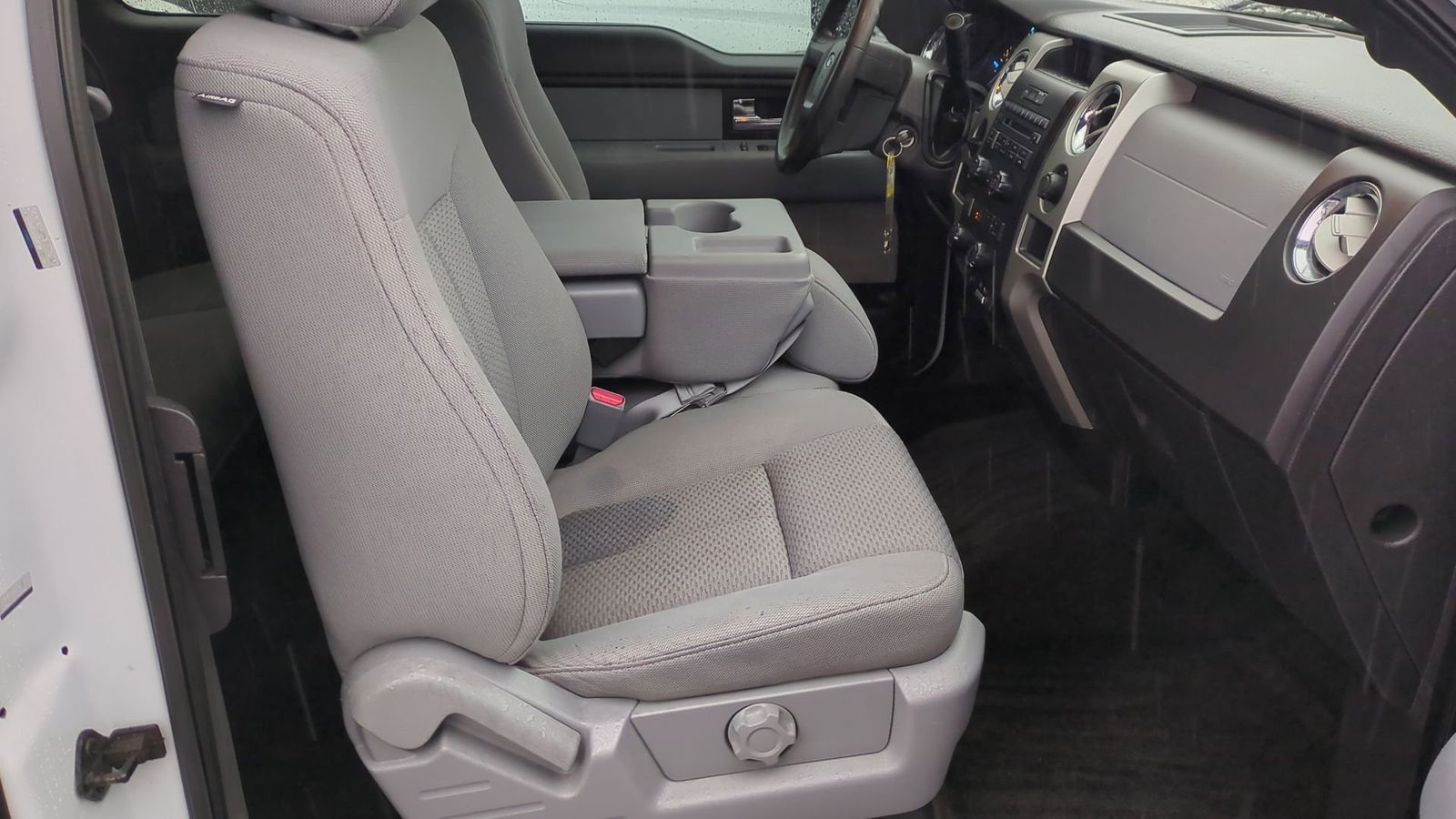 Thumbnail: 2014 Ford F-150 - 23