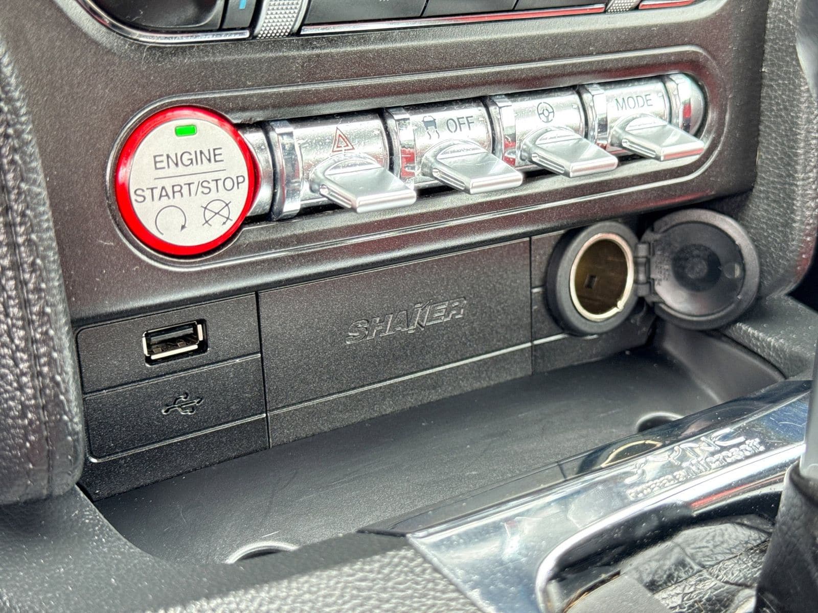 Thumbnail: 2015 Ford Mustang - 29