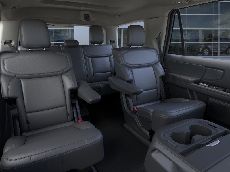 Thumbnail: 2026 Ford Expedition - 12