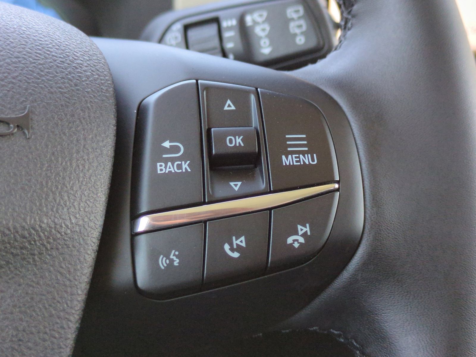 Thumbnail: 2025 Ford Bronco Sport - 24