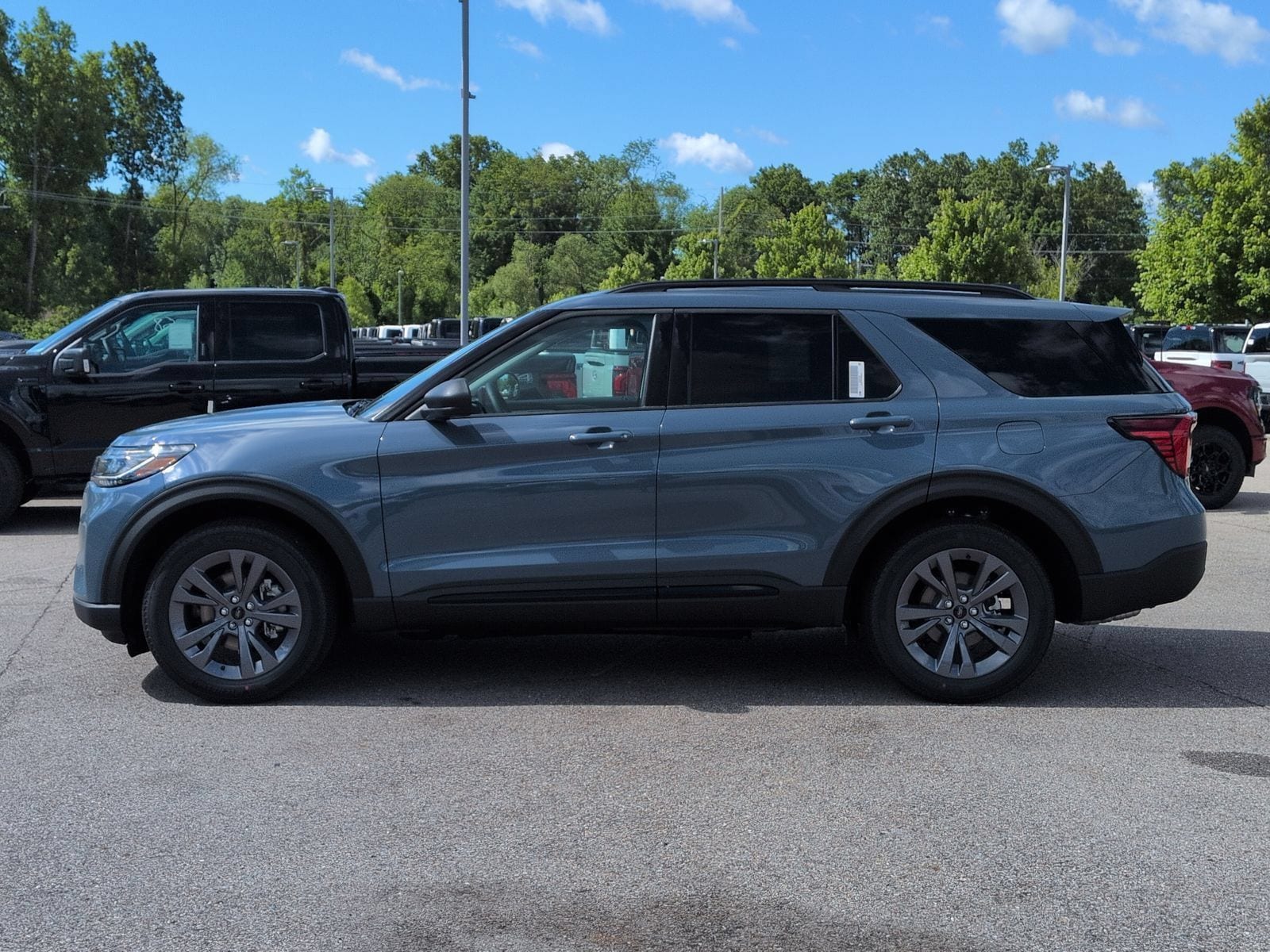 Thumbnail: 2026 Ford Explorer - 6