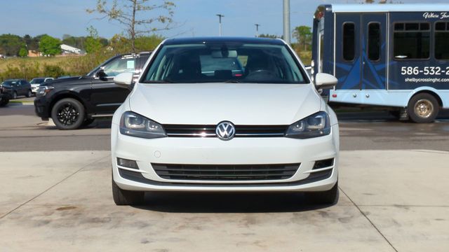 2015 Volkswagen Golf SE 11