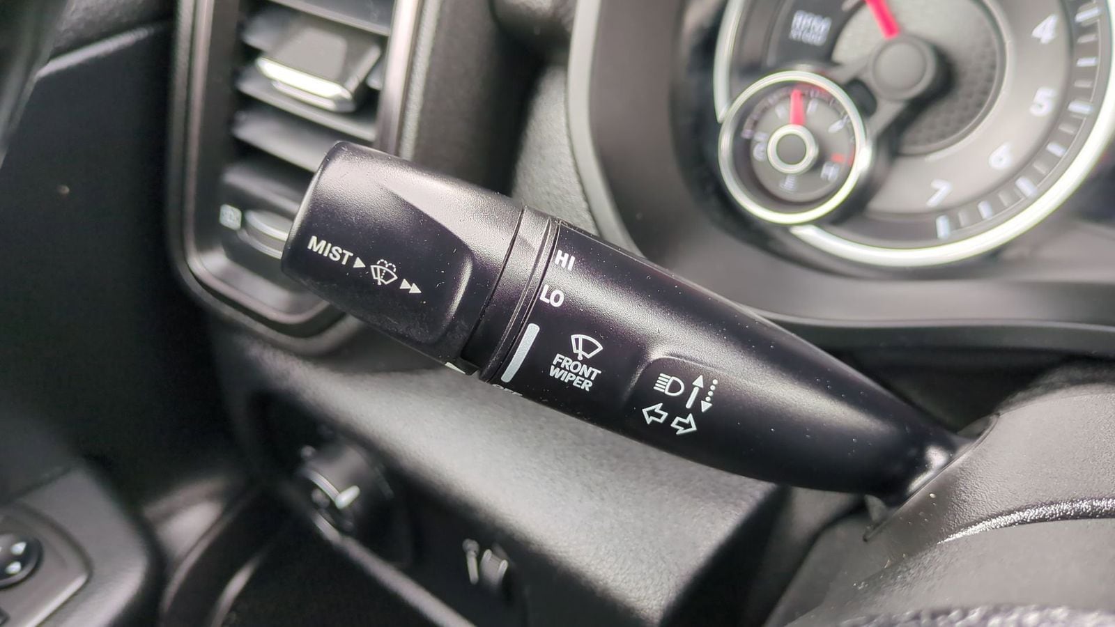 Thumbnail: 2021 RAM 1500 - 29