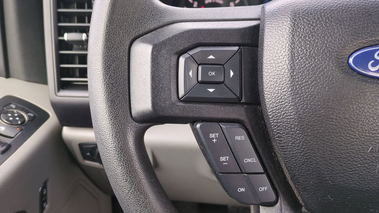 Thumbnail: 2018 Ford F-150 - 24