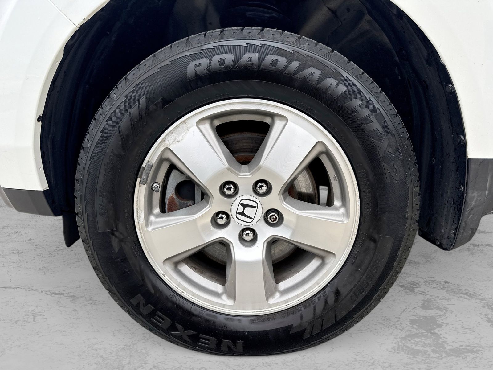 Thumbnail: 2010 Honda Pilot - 11