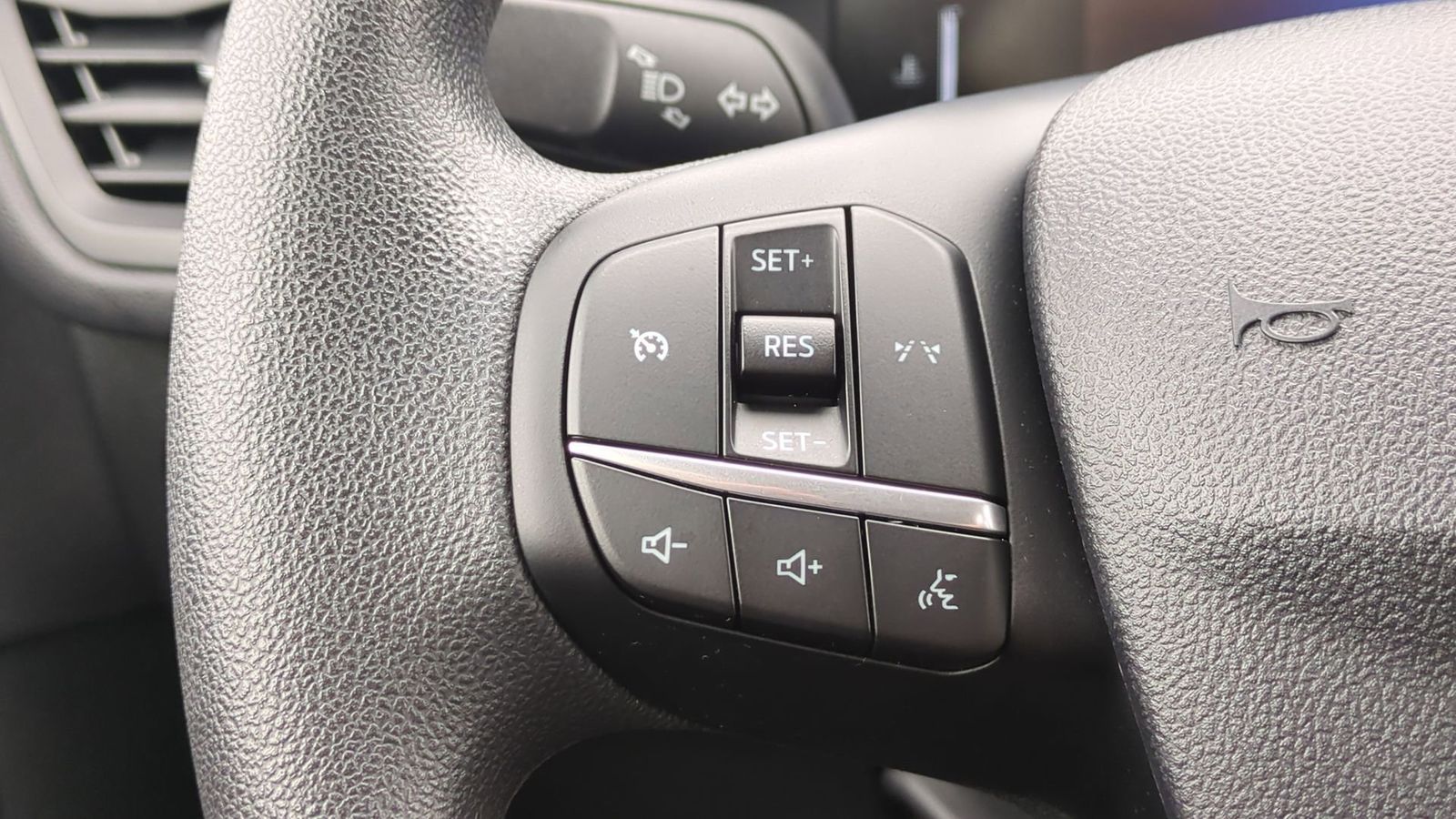 Thumbnail: 2023 Ford Escape - 13