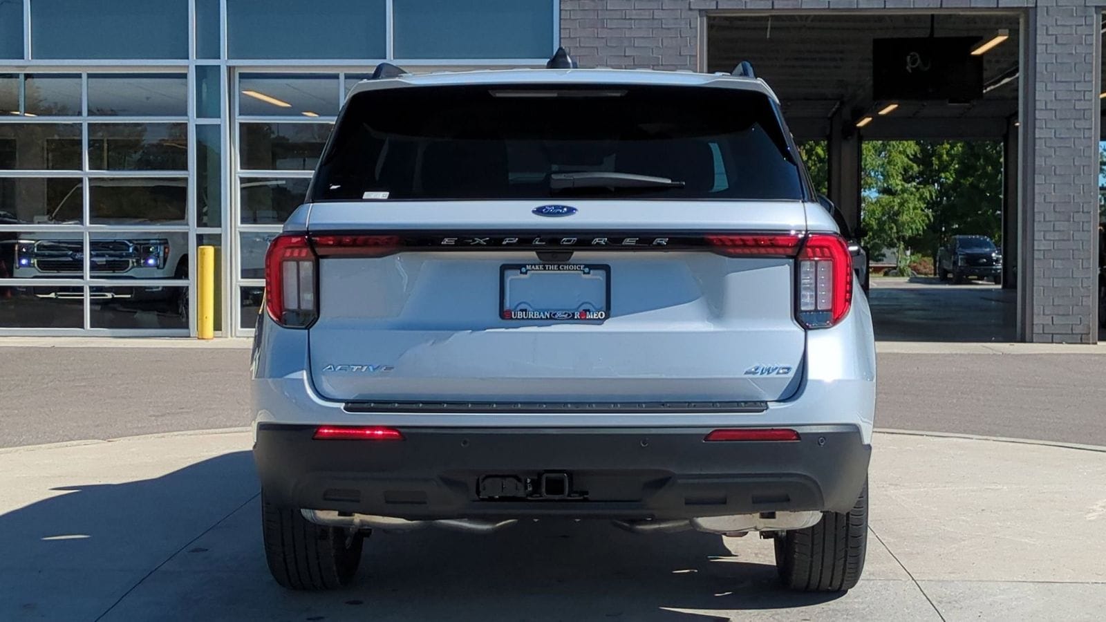 Thumbnail: 2025 Ford Explorer - 4