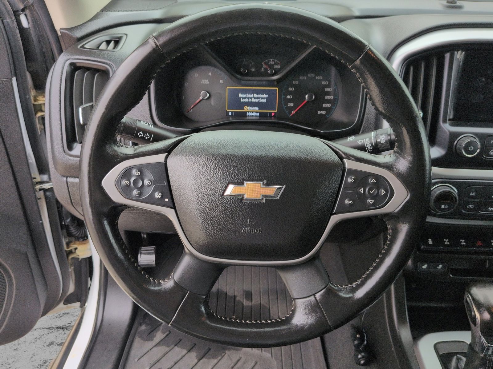 Thumbnail: 2022 Chevrolet Colorado - 26