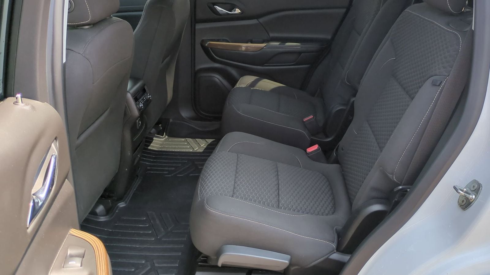 Thumbnail: 2019 GMC Acadia - 34