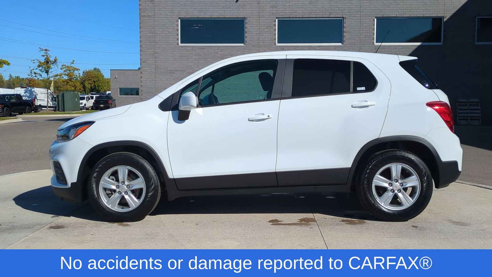 Thumbnail: 2021 Chevrolet Trax - 2