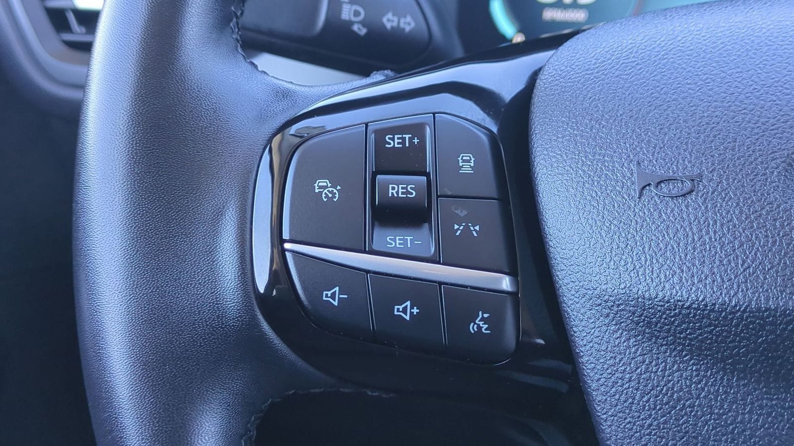 Thumbnail: 2024 Ford Escape - 23