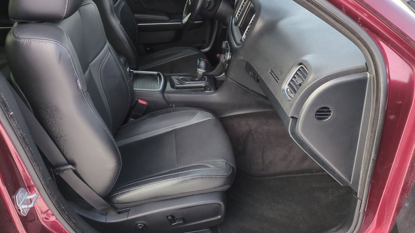 Thumbnail: 2018 Dodge Charger - 25