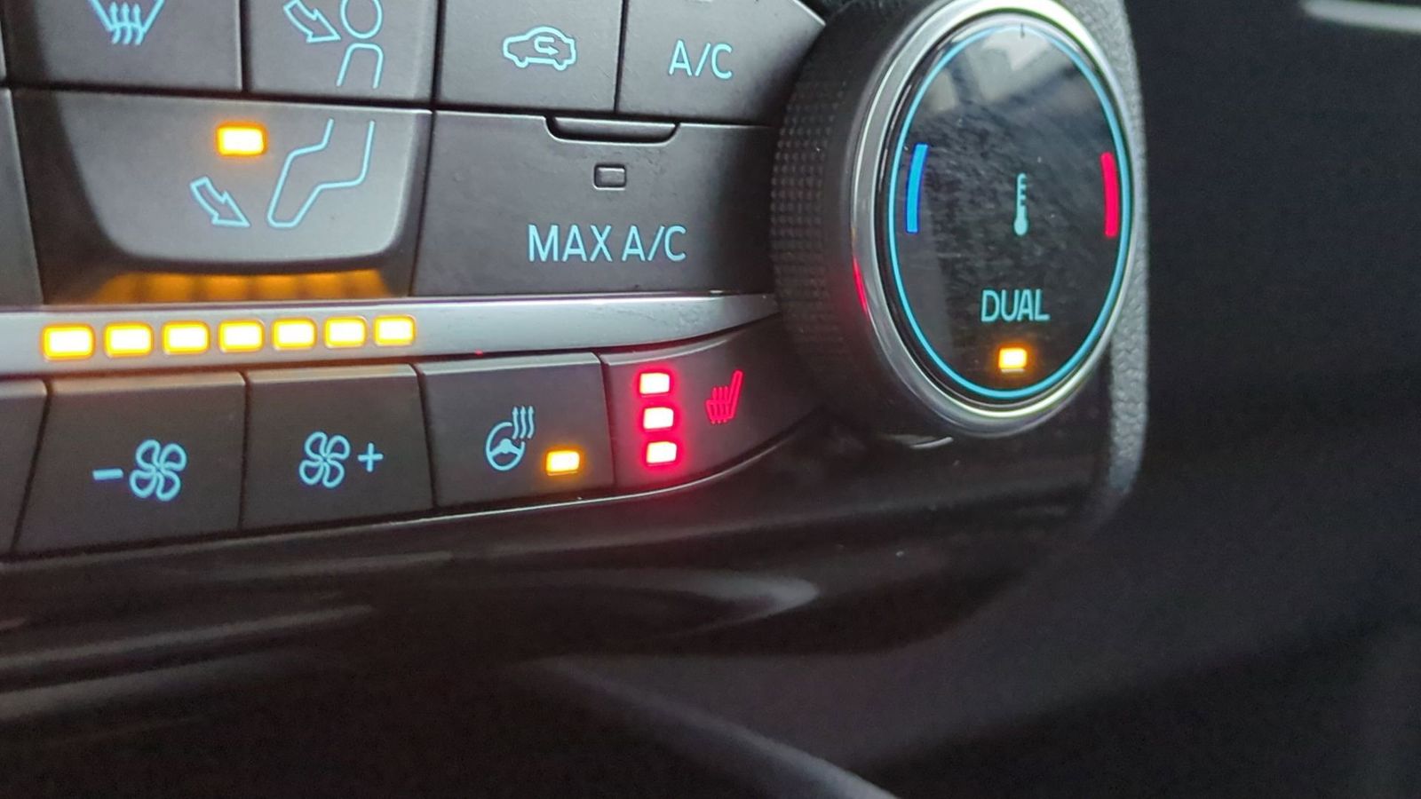 Thumbnail: 2022 Ford Escape - 33