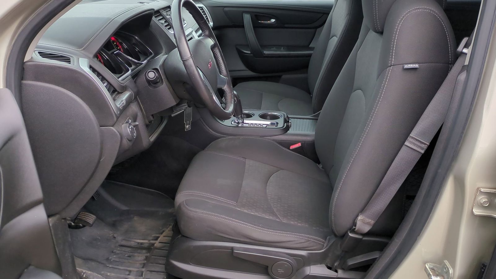 Thumbnail: 2015 GMC Acadia - 18