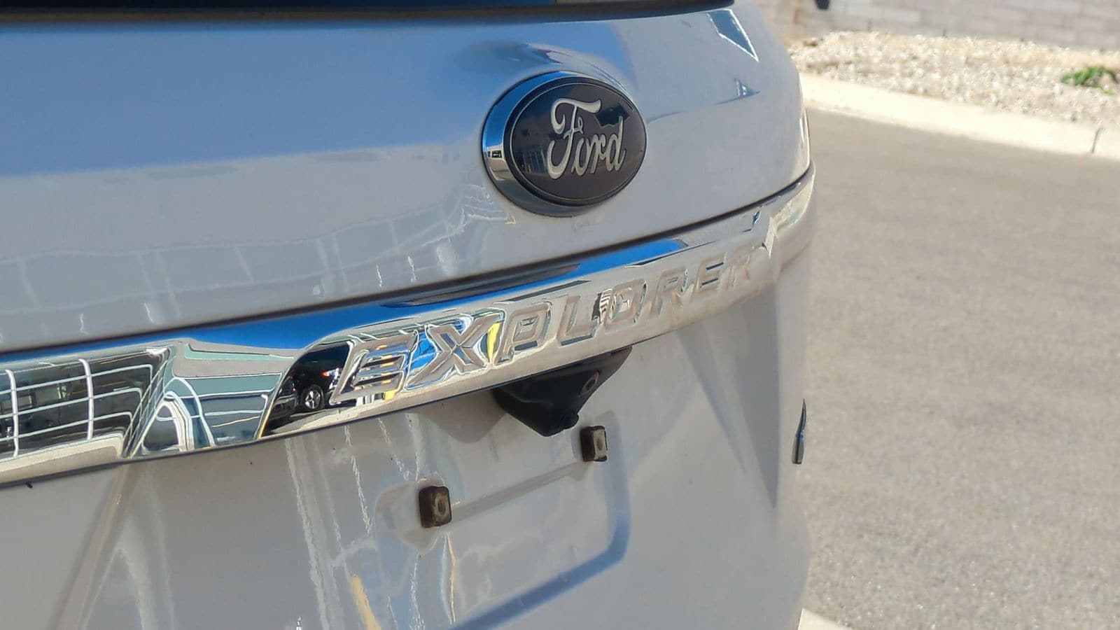 Thumbnail: 2016 Ford Explorer - 10