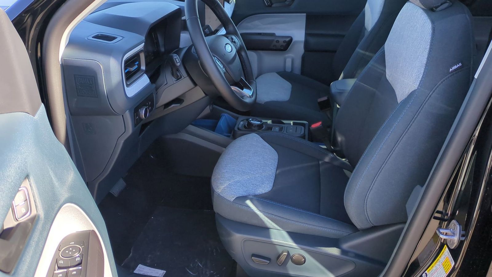 Thumbnail: 2025 Ford Maverick - 14