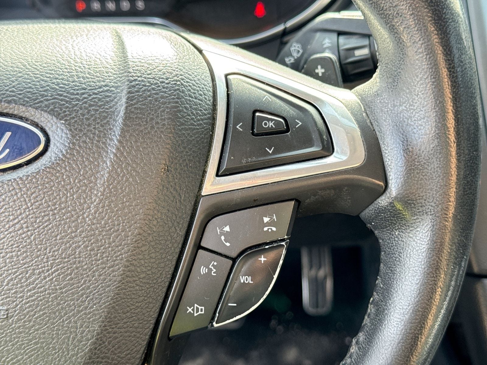 Thumbnail: 2013 Ford Fusion - 16