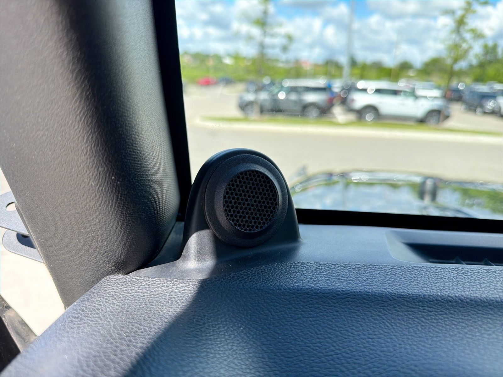 Thumbnail: 2013 Jeep Wrangler - 28