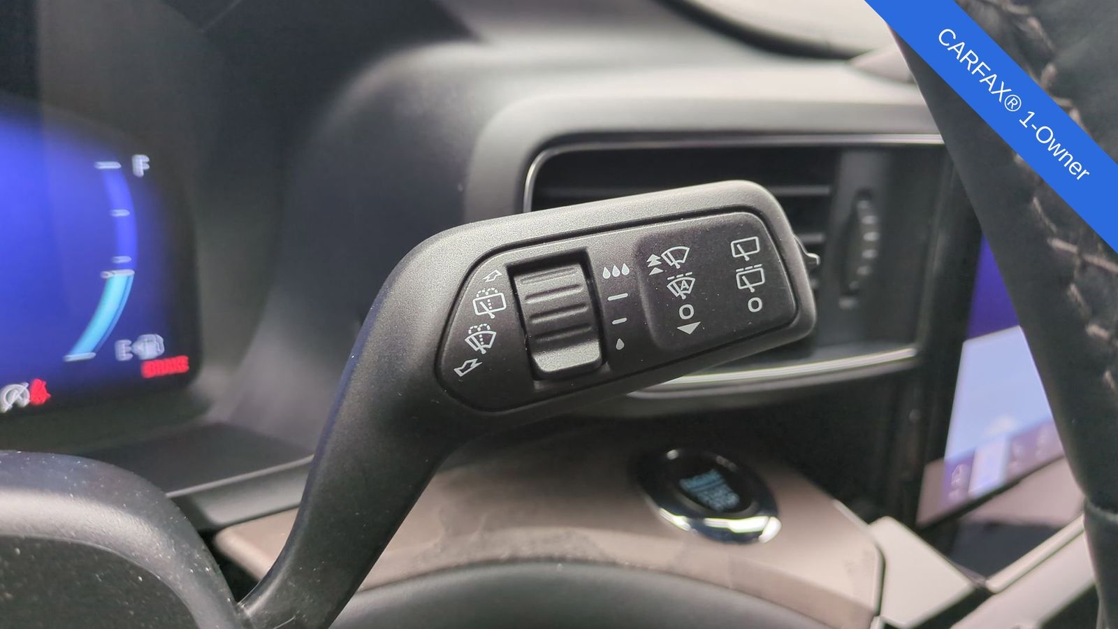 Thumbnail: 2023 Ford Explorer - 26