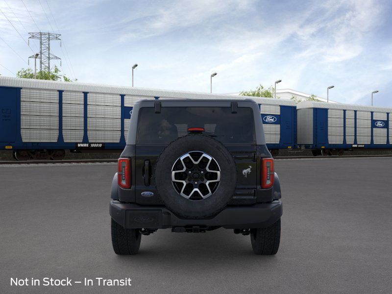 2025 Ford Bronco Outer Banks 6