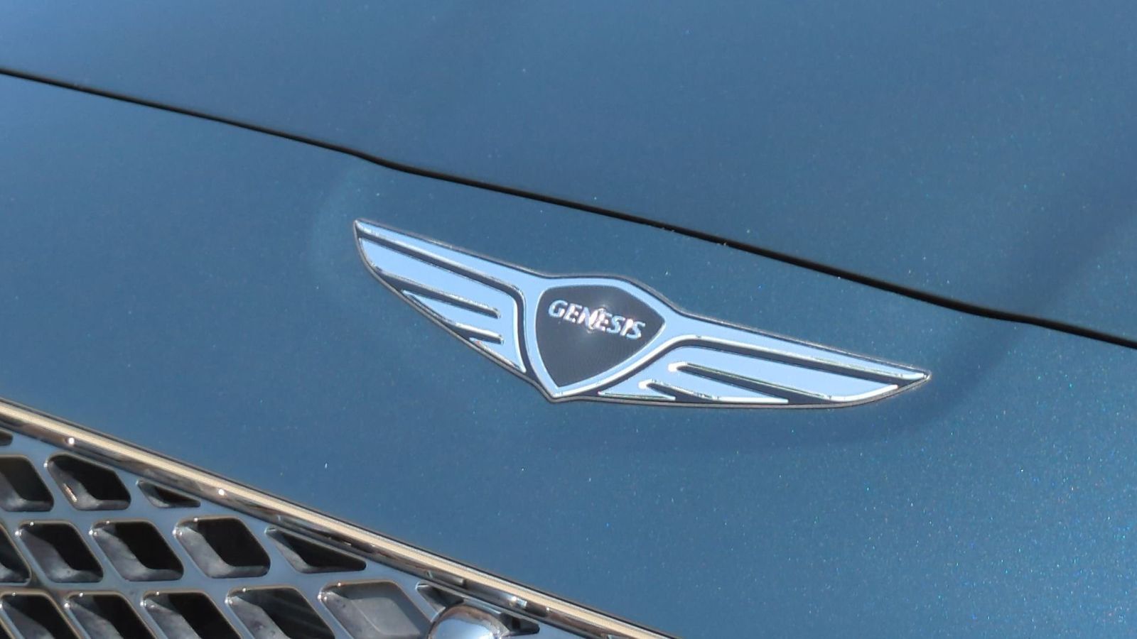 Thumbnail: 2025 Genesis G70 - 12