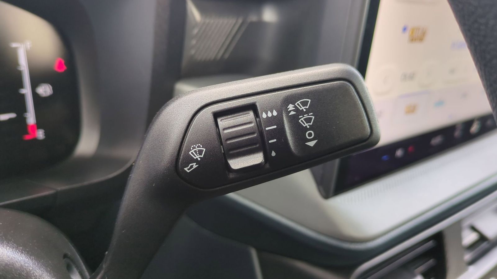 Thumbnail: 2025 Ford Maverick - 24