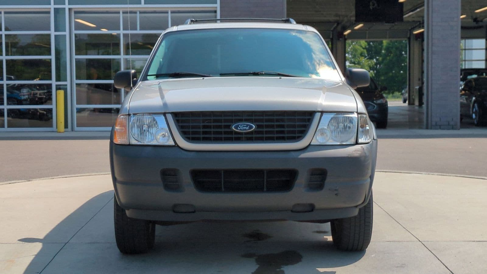 Thumbnail: 2004 Ford Explorer - 9
