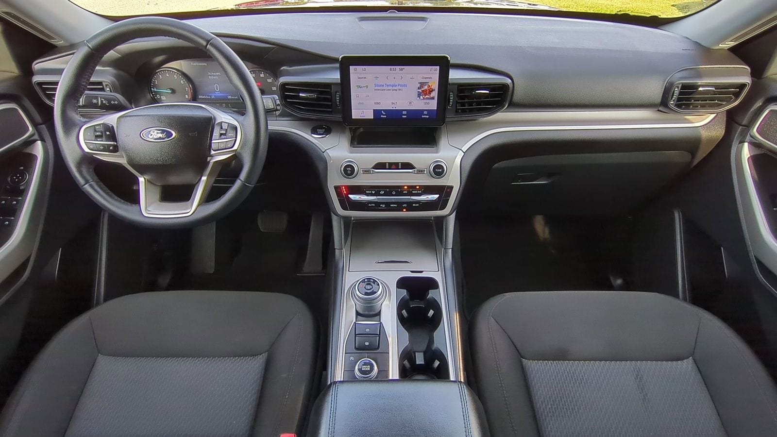 Thumbnail: 2023 Ford Explorer - 15